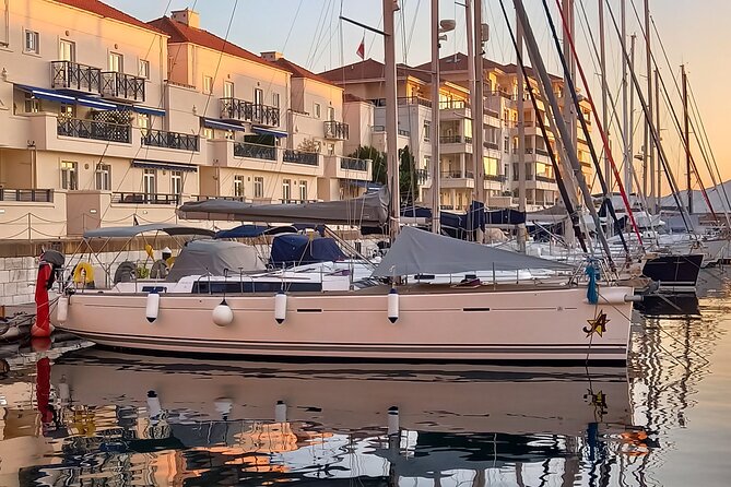 Half day charter on private sailing yacht in Gibraltar - Timing, weather, and practical details