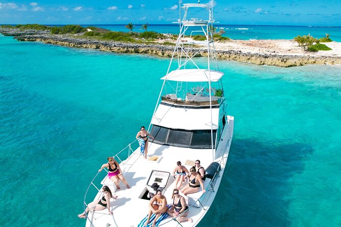 Half-Day Private Rose Island Party Yacht Getaway - Route two: a relaxed party stop on Rose Island