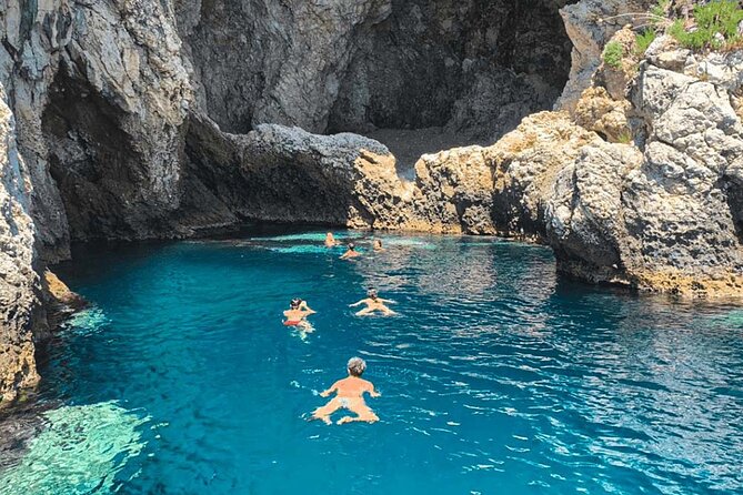 Half day with lunch in luxury private tour - Key points to know before booking