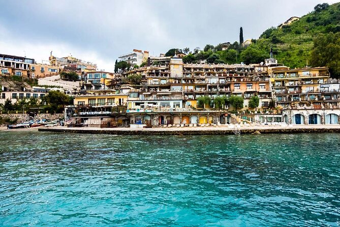 Half day with lunch in luxury private tour - How the $907.03 price measures up