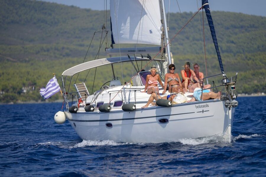 Halkidiki: Private Sailing Yacht Cruise Swim in Blue Waters - Who will enjoy this most?