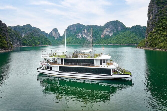 Halong Bay Day Tour Luxury Cruise With Jacuzzi and Buffet Lunch - Boarding the premium boat at Tuan Chau Harbor