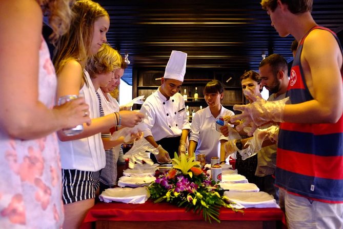 Halong bay luxury cruise 2D/1N: Titop island, Surprise cave, Kayaking, Swimming - The return to Hanoi and practical value