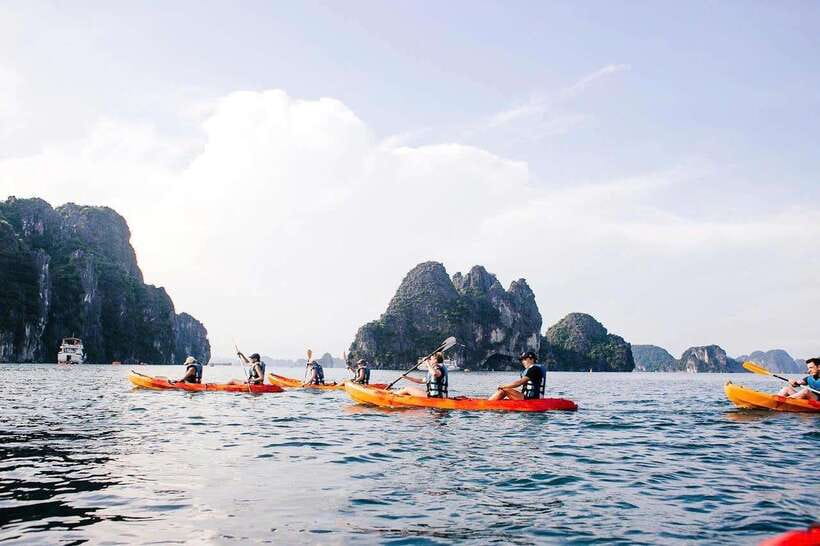 Halong Bay Luxury Cruise: Kayak&Swim,Cave, Party BEST SELLER - Luon Cave by kayak or bamboo boat