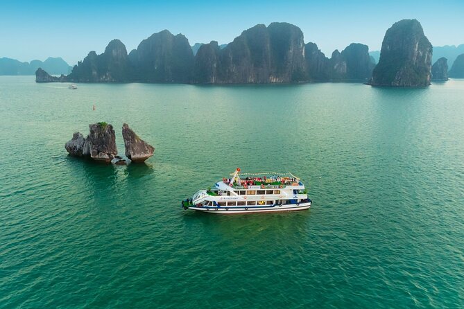 Halong bay Luxury Cruise Trip: Titop Island, Amazing Cave & Kayak - Key points before you book