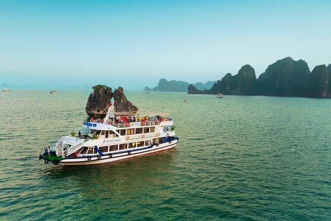 Halong bay Luxury Cruise Trip: Titop Island, Amazing Cave & Kayak - Inside Sung Sot, the Cave of Surprises