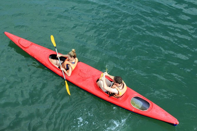 Halong Luxury Cruise 2D/1N: Kayaking, swimming, Titop island, Surprise cave - Dinner, cabins, and the overnight experience