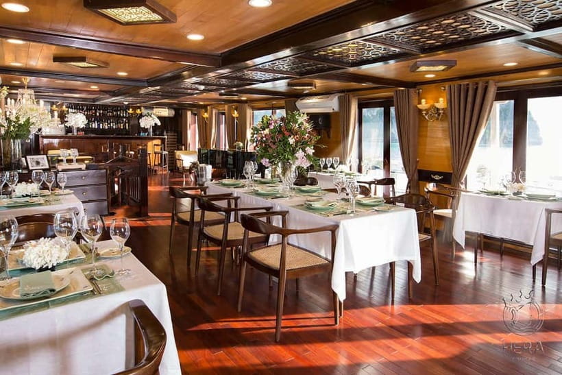 Hanoi: 2D1N Ha Long Bay by Hera Grand Luxury Cruise - Sung Sot Cave before check-out