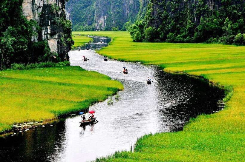Hanoi: 3-Day Ninh Binh, Ha Long, & Lan Ha Bay Luxury Cruise - Sunset, spring rolls, and an evening aboard