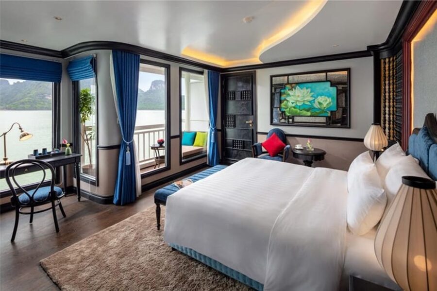 Hanoi: 3-Day Ninh Binh, Ha Long, & Lan Ha Bay Luxury Cruise - Day three: Tai Chi and kayaking in Lan Ha Bay