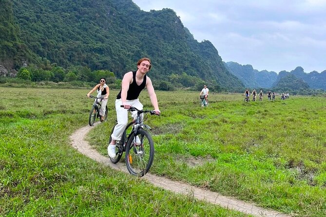 Hanoi: Cat Ba Island- Lan Ha Bay Day Trip on Luxury Cruise, Lunch - Kayaking, swimming, slides, and the jacuzzi