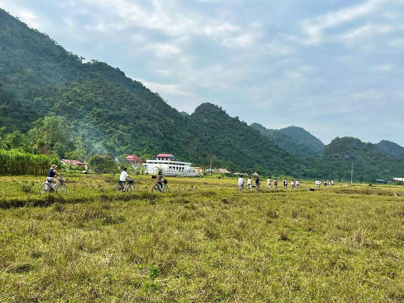 Hanoi: Lan Ha Bay -Cat Ba Island 1 or 2-Day on Luxury Cruise - The overnight route from Tuan Chau to Lan Ha Bay