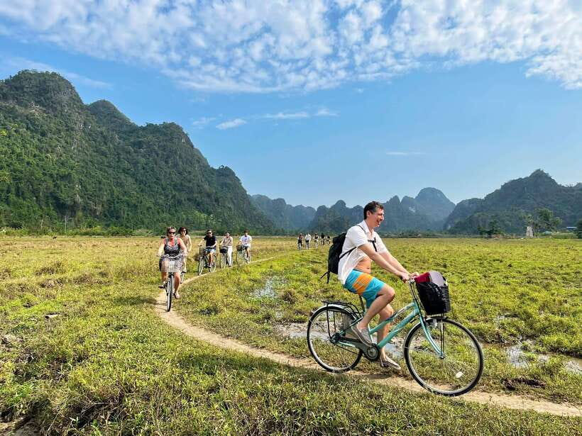 Hanoi: Lan Ha Bay -Cat Ba Island 1 or 2-Day on Luxury Cruise - What to pack for the bay