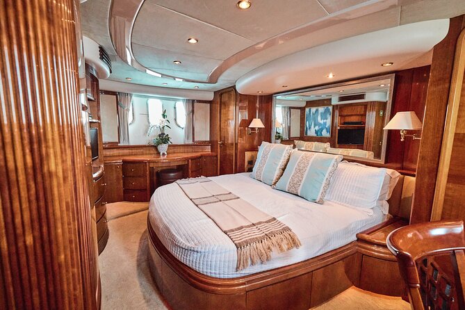 Heather Nikki 80 ft Italian Azimut Yacht Rental - The custom menu is more than a nice extra