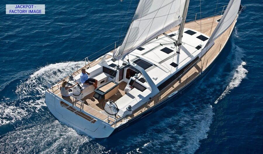 Heraklion: Dia Island Luxury Sailing Trip with Meal & Drinks - Swimming, Snorkeling, and Paddleboarding
