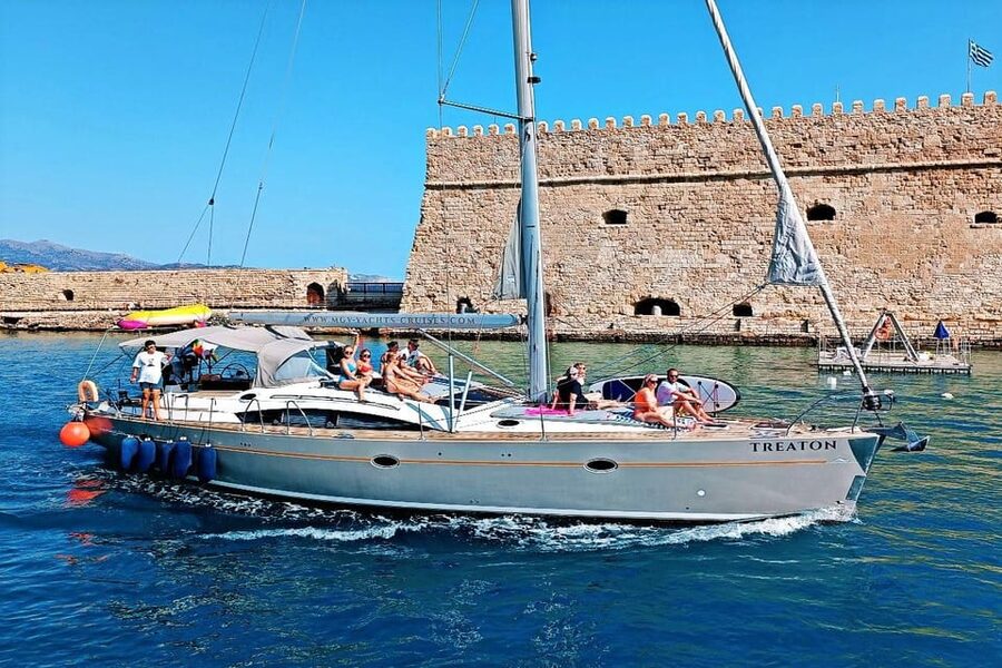 Heraklion: Dia Island Luxury Sailing Trip with Meal & Drinks - Morning Calm or Sunset Sailing?