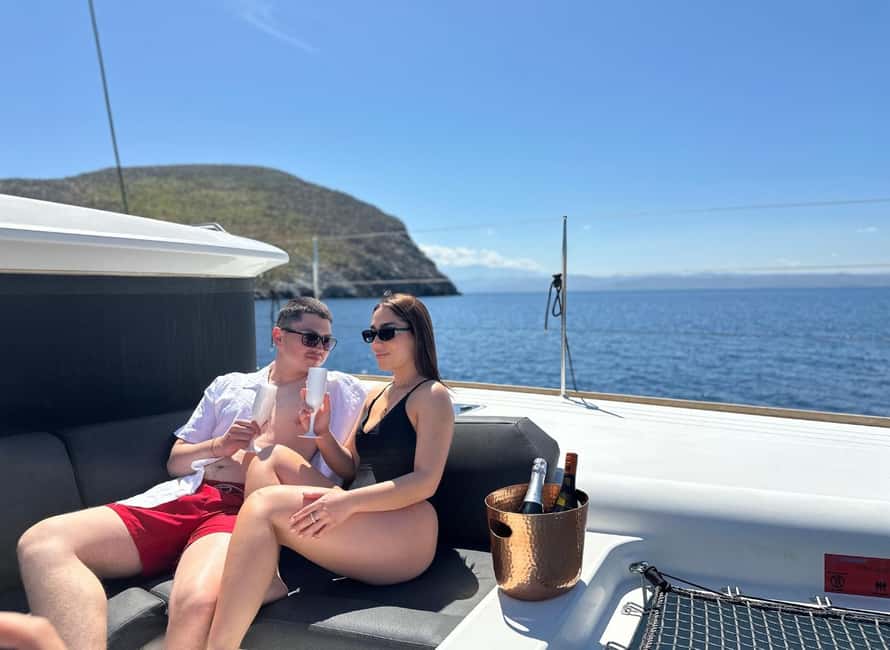 Heraklion Luxury Sailing Catamaran Dia Island | Gourmet Menu - The crew makes the difference