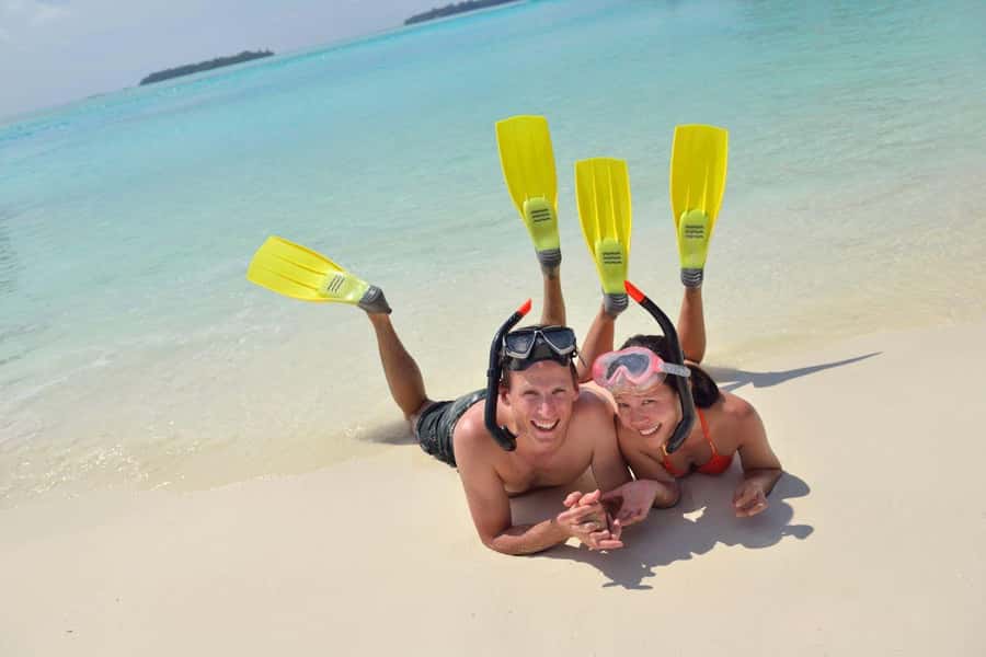 Hurghada: 3 Islands, Dolphins & Snorkel Yacht Trip w/ Lunch - What kind of visitor will enjoy this trip?