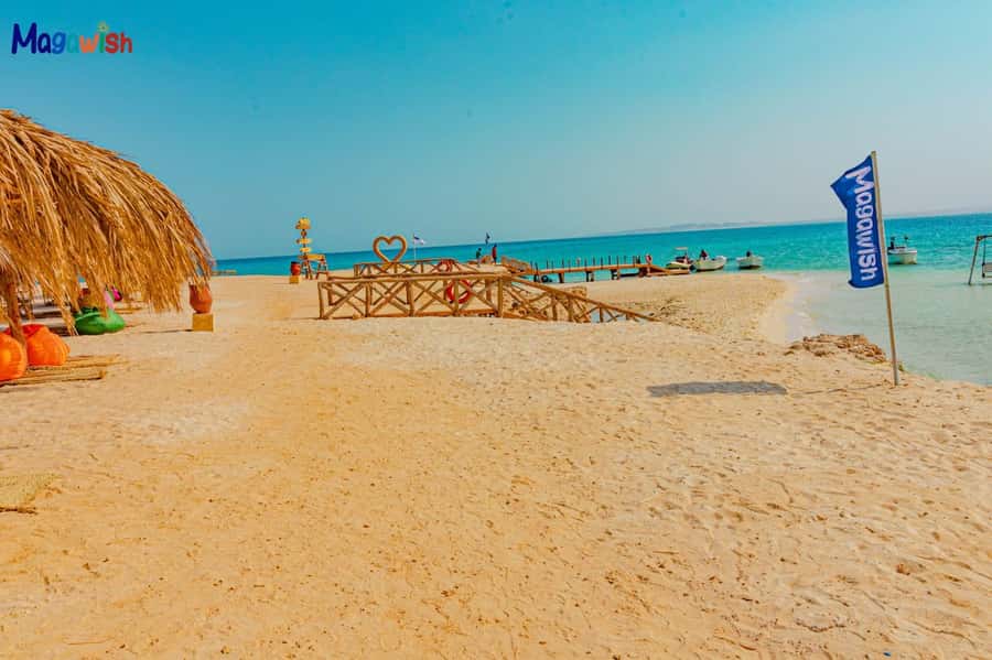 Hurghada: Elegance Yacht Cruise To Orange & Magawish island - Who should book this cruise?
