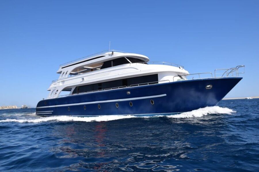 Hurghada: Luxury Private Yacht with Optional Lunch & Drinks - What the crew adds to the day
