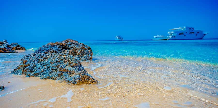 Hurghada: Paradise Island Yacht Cruise, Lunch & Snorkeling - Is $24 good value for this Hurghada trip?