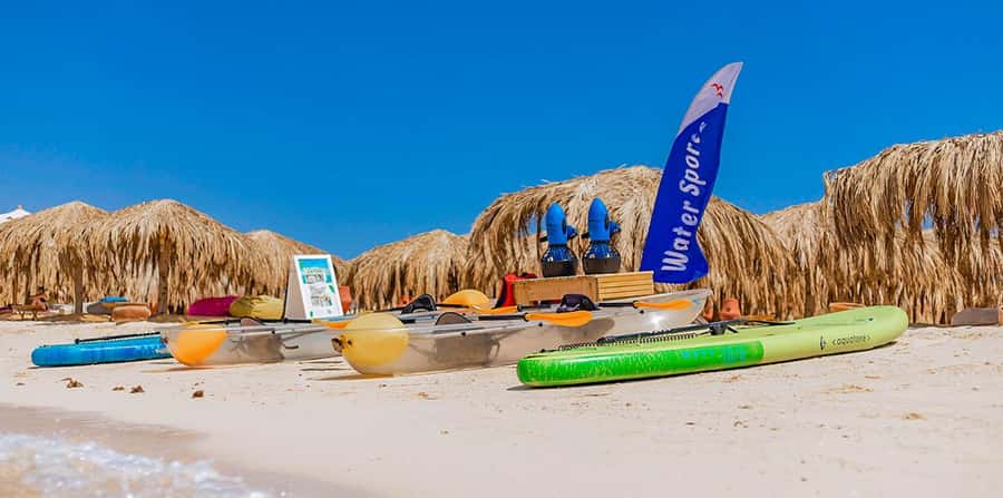 Hurghada: Paradise Island Yacht Cruise, Lunch & Snorkeling - What to pack for a comfortable day