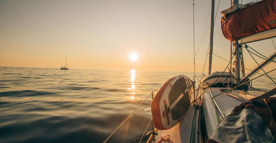 Hvar: Romantic Sunset Sailing Experience On A Comfort Yacht - Why the Small Group Size Matters