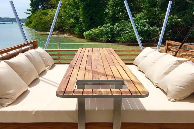 Hype Luxury Catamaran Cruise Experience - Day beds, drinks, and the party-boat question
