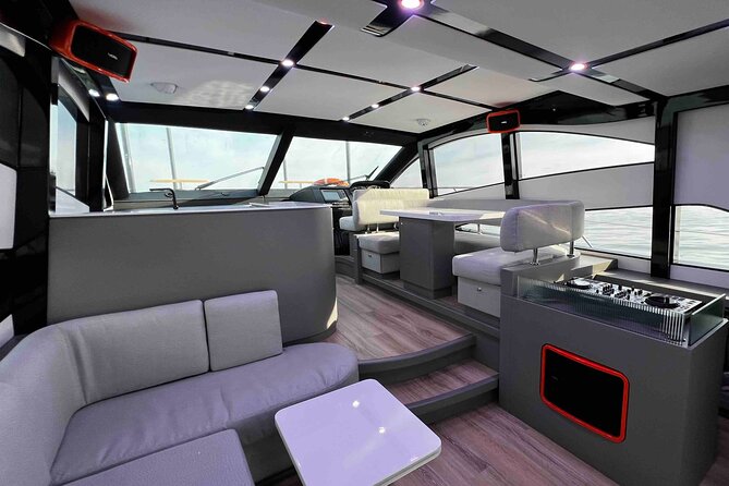 Hype Yacht : VIP tour Krabi Islands & Phang Nga Bay from Phuket - Lunch with the scenery at Hong Island