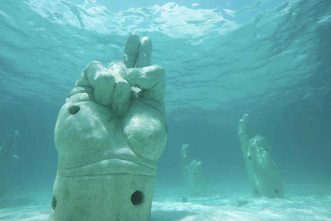 Isla Mujeres Catamaran Luxury Sailing Experience - Lunch, Open Bar, and the Spinnaker Ride