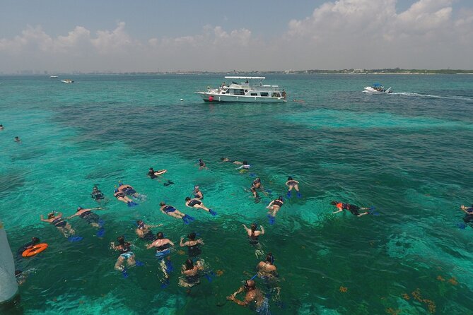 Isla Mujeres Full Day Tour on Yacht with Snorkel and Buffet - What the $59 price really covers