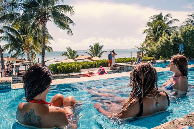 Isla Mujeres luxury catamaran with premium open bar and lunch - Is the $125.10 price fair?
