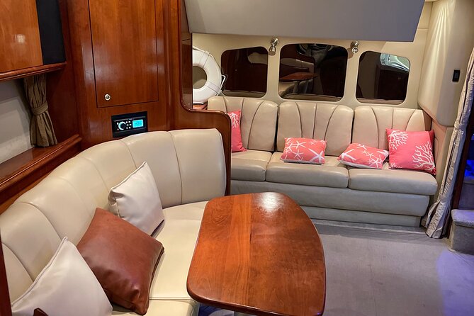 Island Fun Yacht Rental in Miami Beach - Making the most of the floating mat