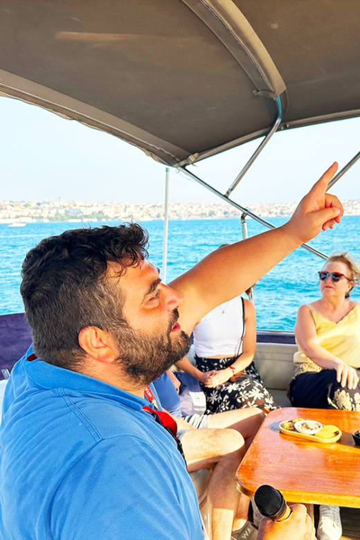 Istanbul: Bosphorus and Golden Horn Sunset Yacht Cruise - Dolmabahçe Palace and Ortaköy Mosque from the water