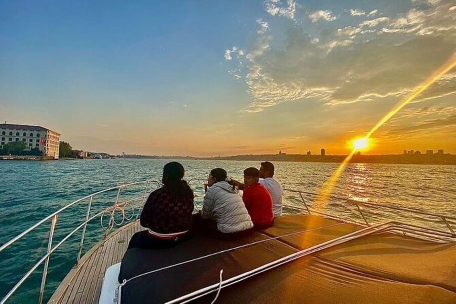 Istanbul: Bosphorus Morning or Sunset Yacht Tour with Snacks - Who will enjoy this Bosphorus cruise?