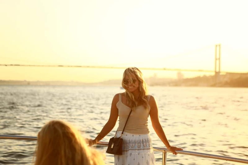 Istanbul: Bosphorus Private Guided Yacht Cruise with Snacks - Why a private Bosphorus cruise works so well in Istanbul