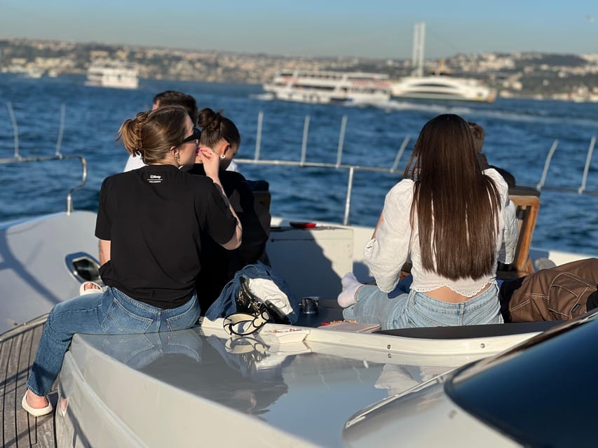 Istanbul: Bosphorus Sunset Cruise on a Luxury Yacht - Key points to know before you book