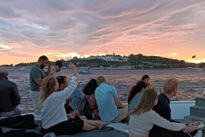 Istanbul Bosphorus Sunset Cruise on Luxury Yacht