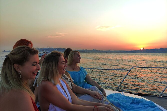 Istanbul Bosphorus Sunset Cruise with Wine on a Luxury Yacht - Why sunset is the right time on the Bosphorus