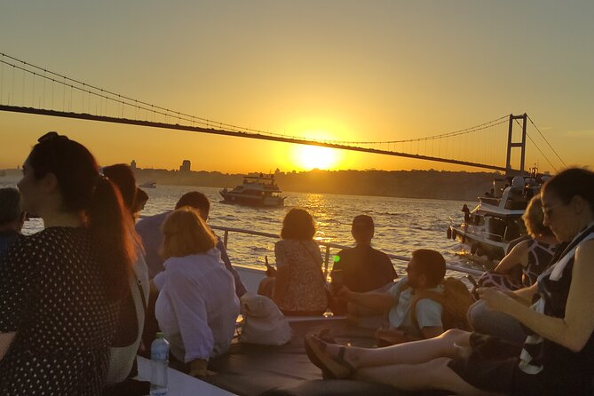 Istanbul Bosphorus Sunset Cruise with Wine on a Luxury Yacht - Wine, snacks, and the onboard atmosphere