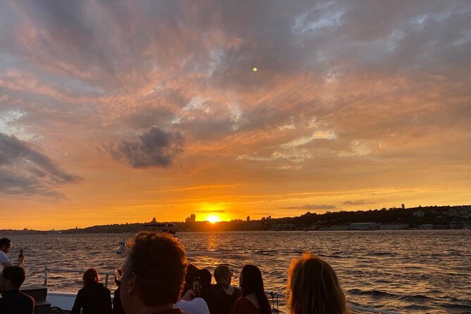 Istanbul Bosphorus Sunset Cruise with Wine on a Luxury Yacht - Guide quality and group size