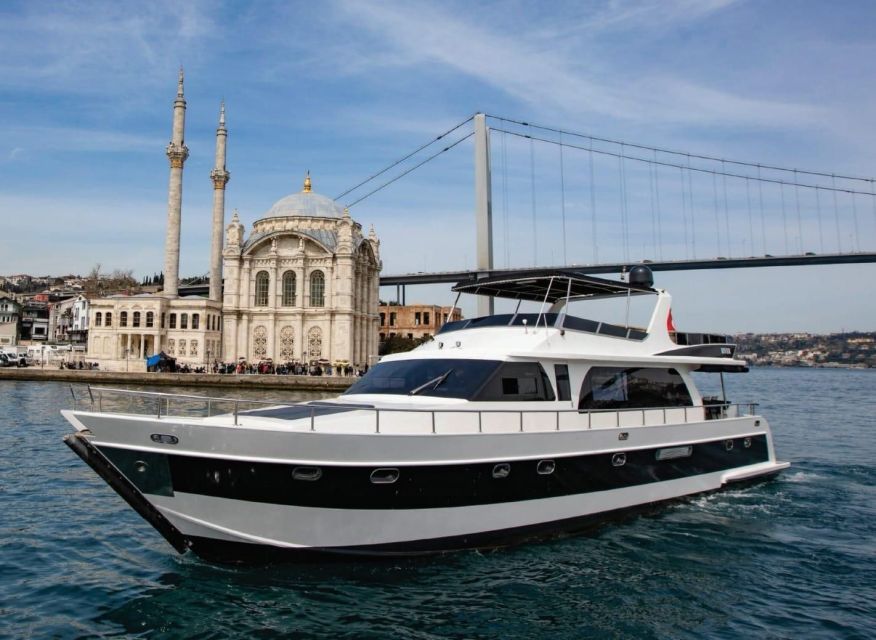 Istanbul: Bosphorus Sunset or Night Yacht Cruise & Transfers - Beylerbeyi Palace and Maiden’s Tower