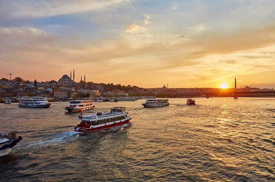 Istanbul: Bosphorus Yacht Cruise with Golden Horn View - Galata Bridge and Istanbul’s working waterfront