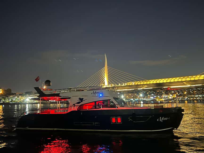 Istanbul: Bosphorus Yacht Cruise with Golden Horn View - Sunset timing and the best seat on the boat