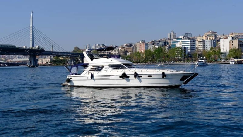Istanbul: Luxury Yacht on Bosphorus - Choosing morning, afternoon, sunset, or evening