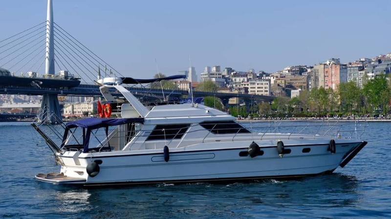 Istanbul: Luxury Yacht on Bosphorus - What the audio guide adds, and where it falls short