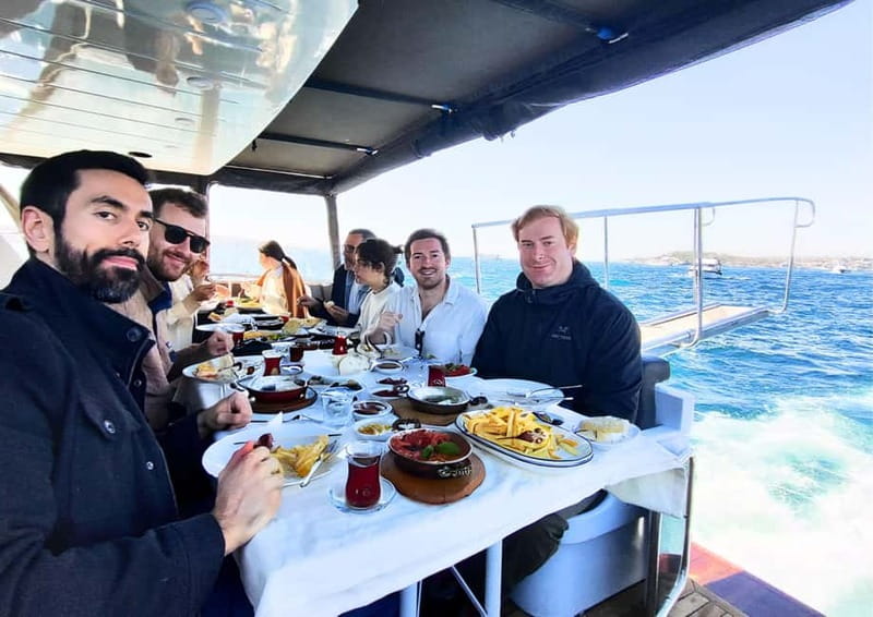 Istanbul: Morning Bosphorus Yacht Cruise w/Turkish Breakfast - Key points to know before booking