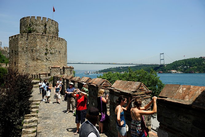 Istanbul Morning Tour: Bosphorus Yacht Cruise with Asia Stop - Kucuksu Pavilion and Ottoman summer life