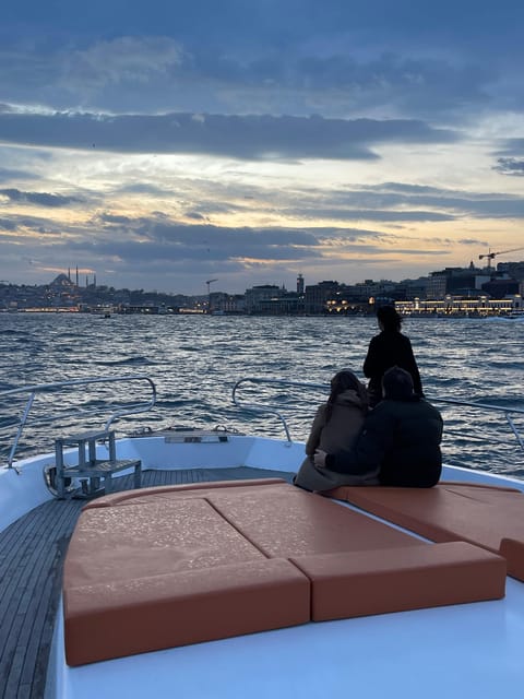 Istanbul: Private Bosphorus Cruise on Luxury Yacht - What $148 means for your group