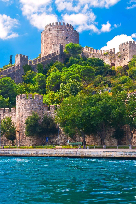Istanbul: Private Bosphorus Strait Sightseeing Yacht Cruise - The Asian shore: Anadolu Fortress and Beylerbeyi Palace